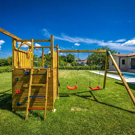 Animo For 8 People Near Labin - Rabac With Private Pool, Children Playground & Beautiful Garden * Raša