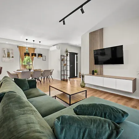 Animo For 8 People Near Labin - Rabac With Private Pool, Children Playground & Beautiful Garden Villa Raša
