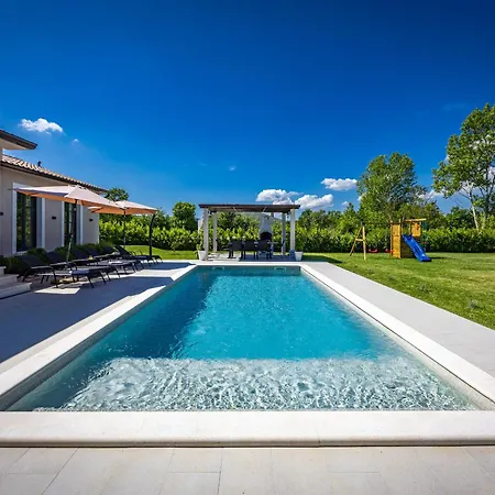 Animo For 8 People Near Labin - Rabac With Private Pool, Children Playground & Beautiful Garden Villa Raša