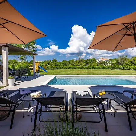 Animo For 8 People Near Labin - Rabac With Private Pool, Children Playground & Beautiful Garden Villa Raša
