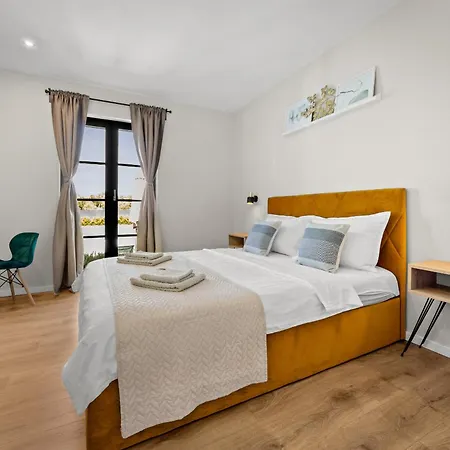 Animo For 8 People Near Labin - Rabac With Private Pool, Children Playground & Beautiful Garden Villa Rasa