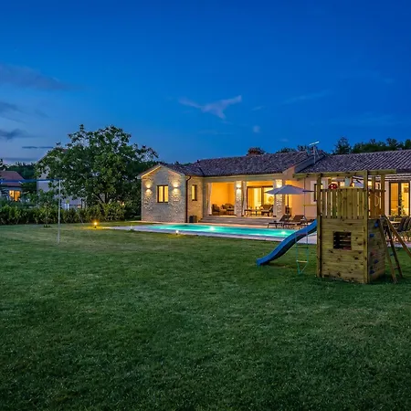 Animo For 8 People Near Labin - Rabac With Private Pool, Children Playground & Beautiful Garden *